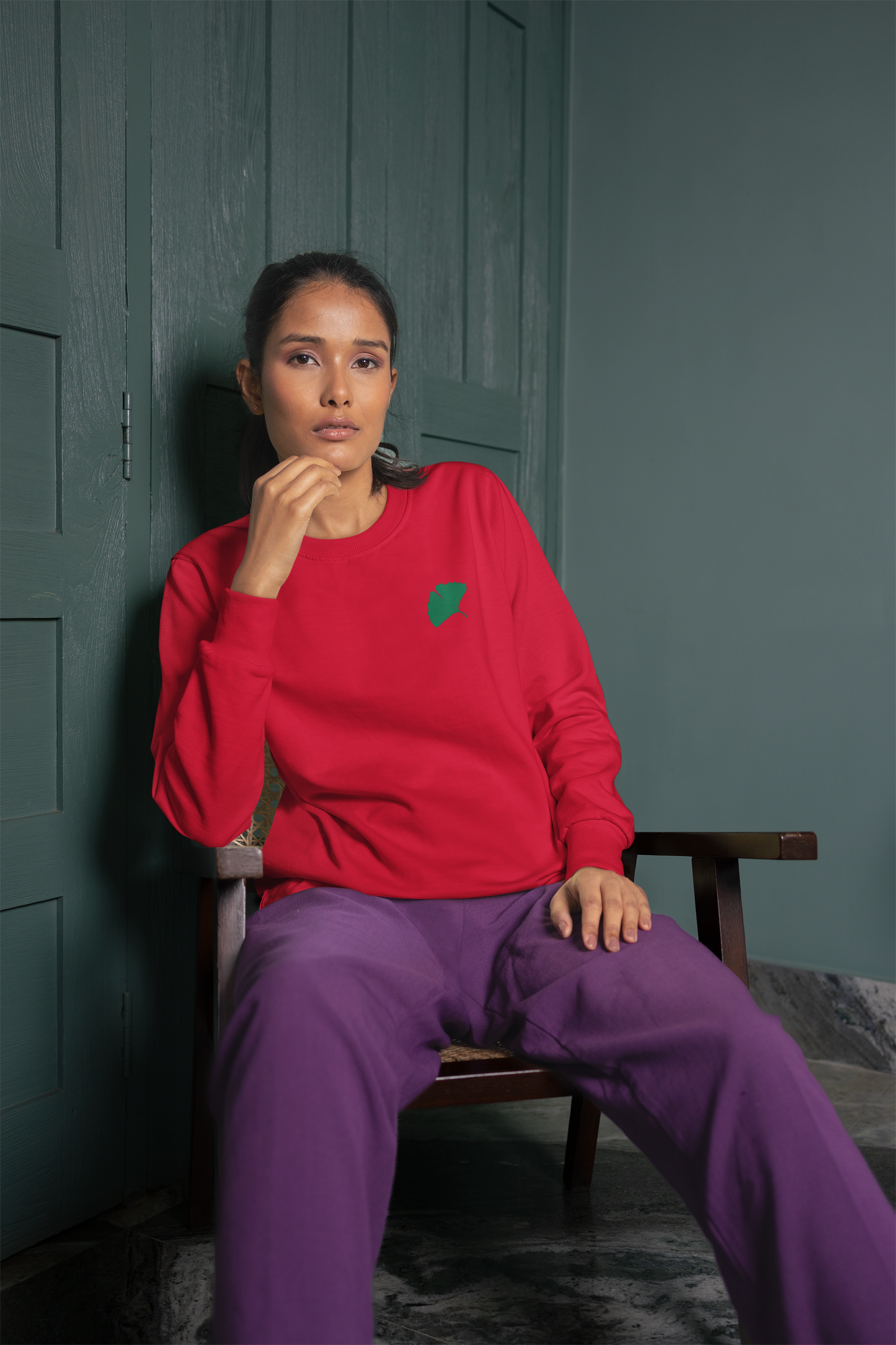 Embroidered Gingko Leaf Crewneck Sweatshirt