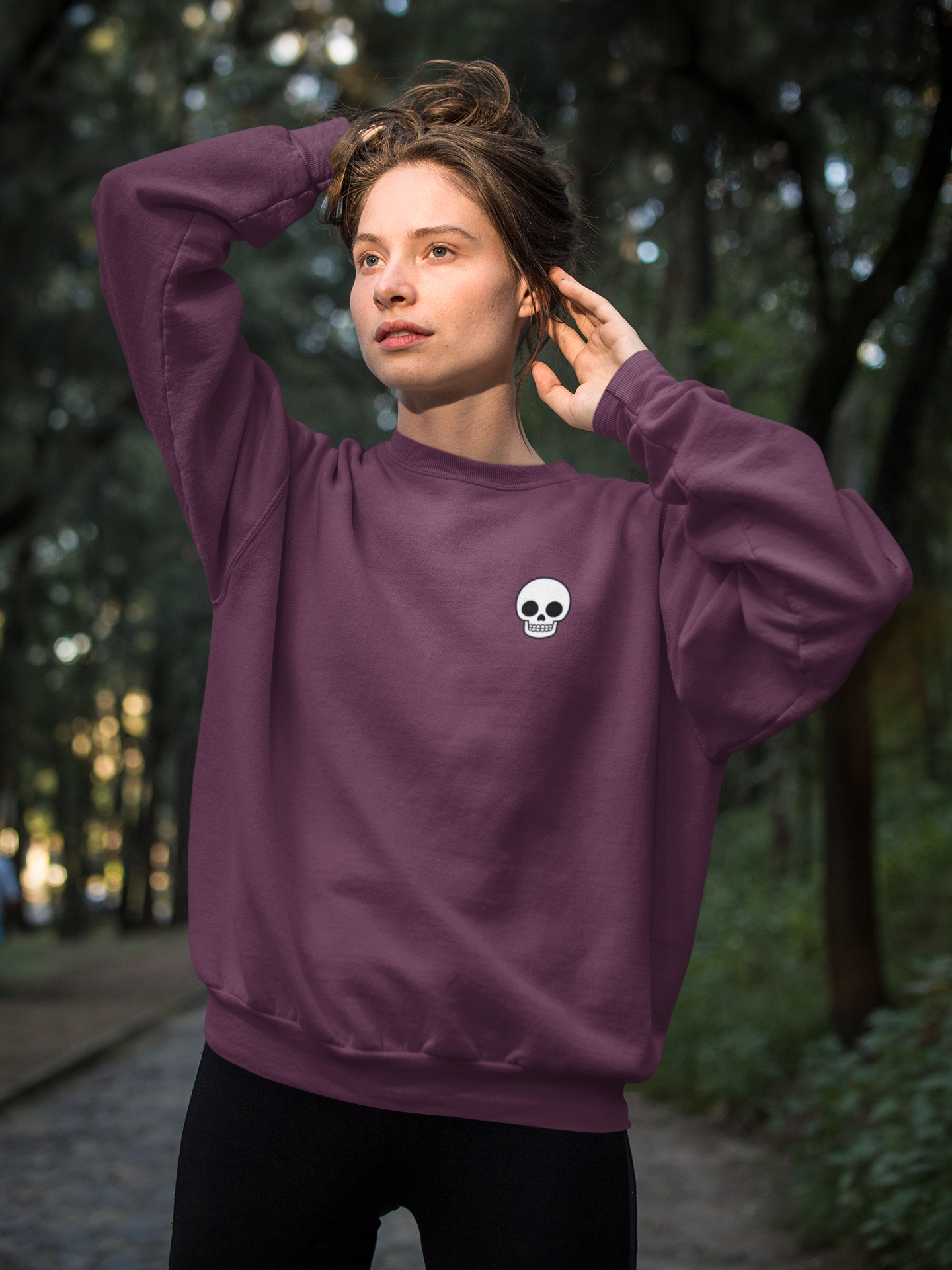 Embroidered Skull Crewneck Sweatshirt