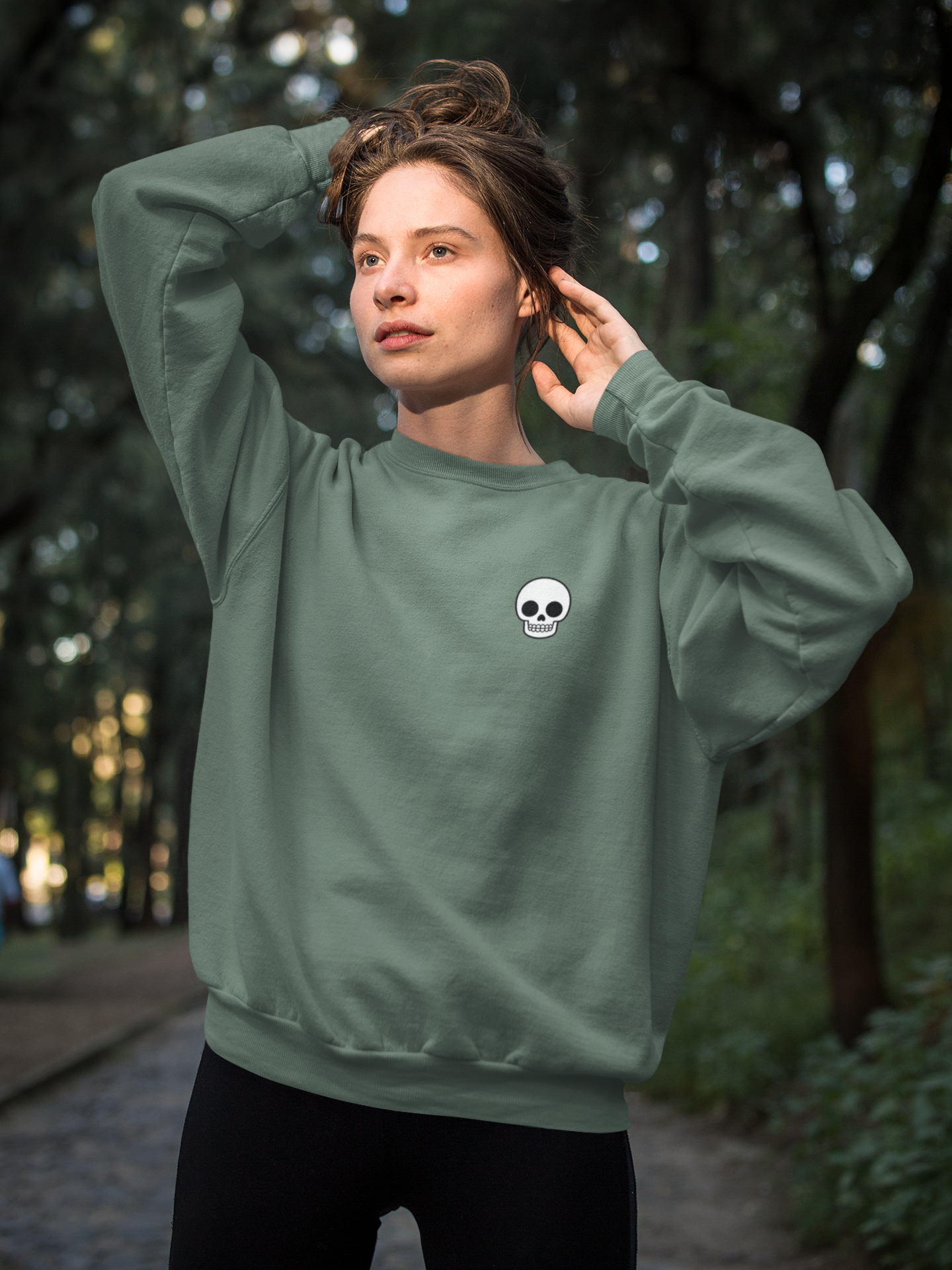 Embroidered Skull Crewneck Sweatshirt