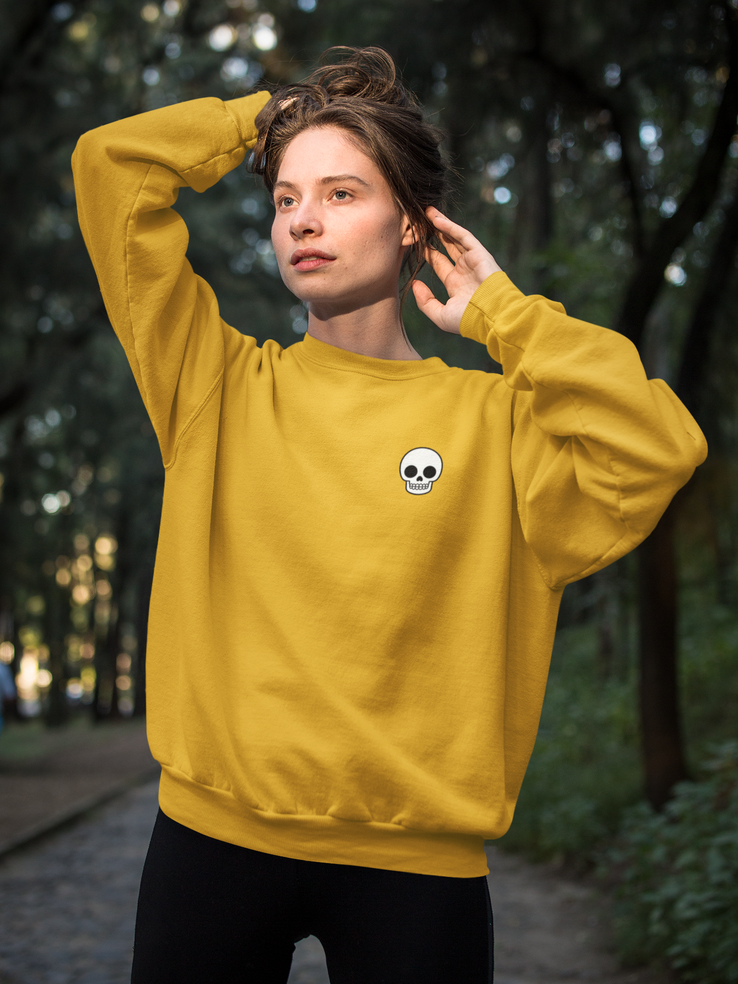 Embroidered Skull Crewneck Sweatshirt